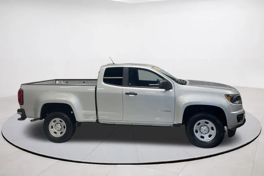 2019 Chevrolet Colorado Base photo 1