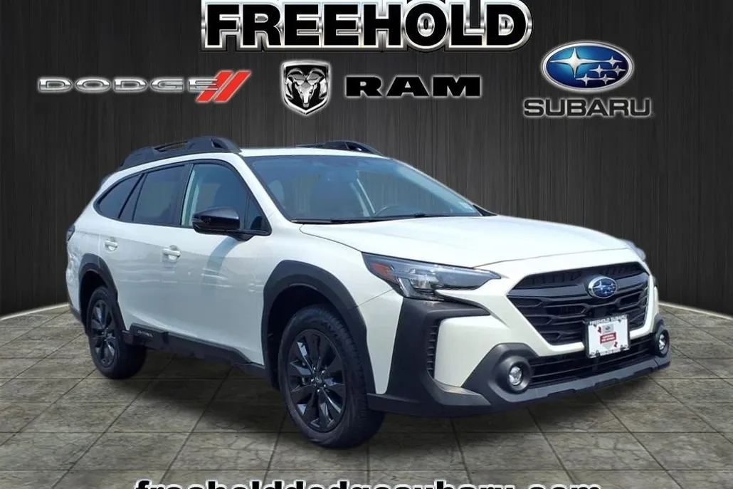 2023 Subaru Outback Onyx Edition photo 1