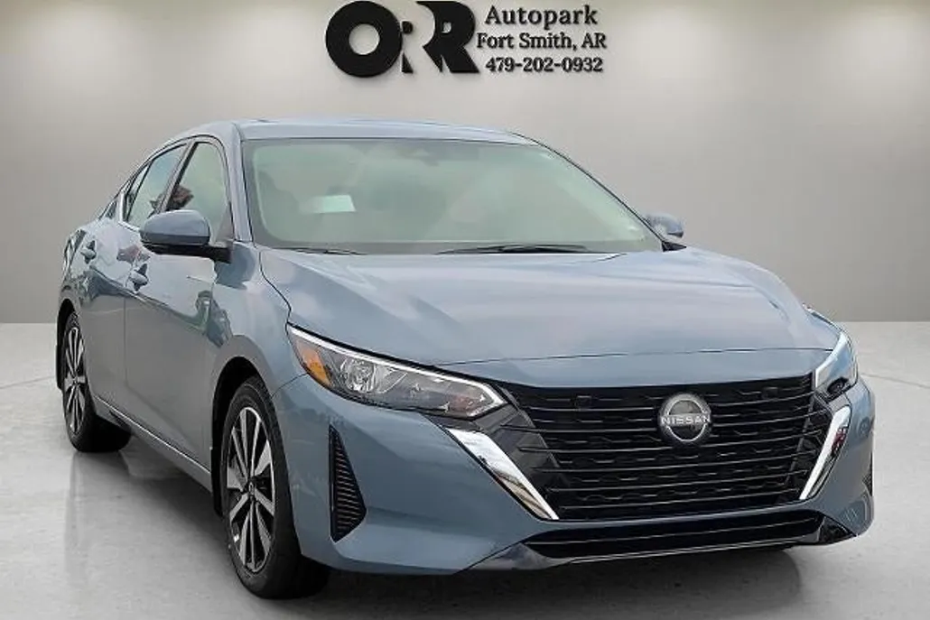 2025 Nissan Sentra SV photo 1