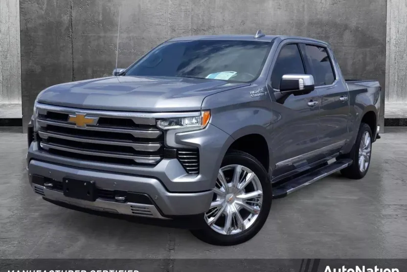 2024 Chevrolet Silverado 1500 High Country photo 1
