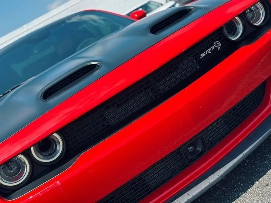 2023 Dodge Challenger SRT8 Hellcat photo 1