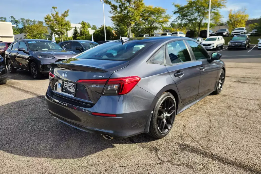 2023 Honda Civic Sport photo 1