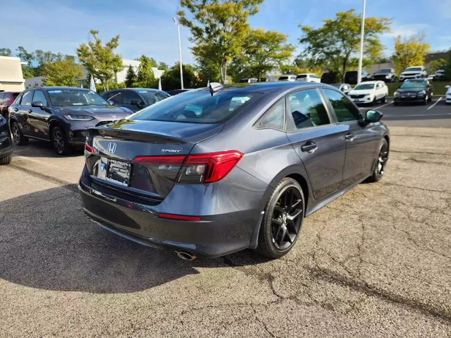 2023 Honda Civic Sport photo 1