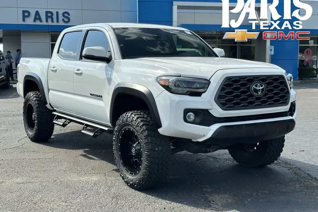 2021 Toyota Tacoma TRD Off-Road photo 1