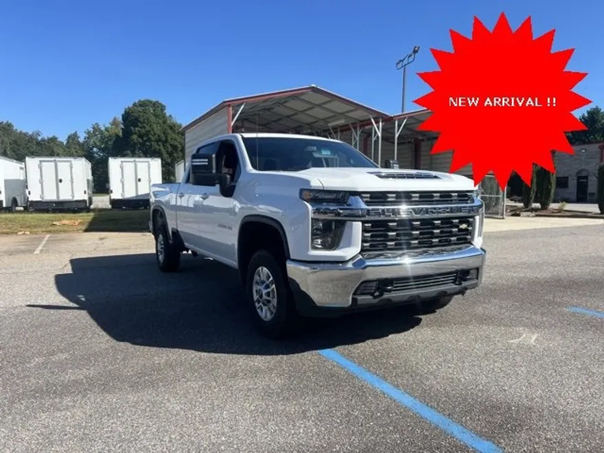 2022 Chevrolet Silverado 2500HD LT photo 1