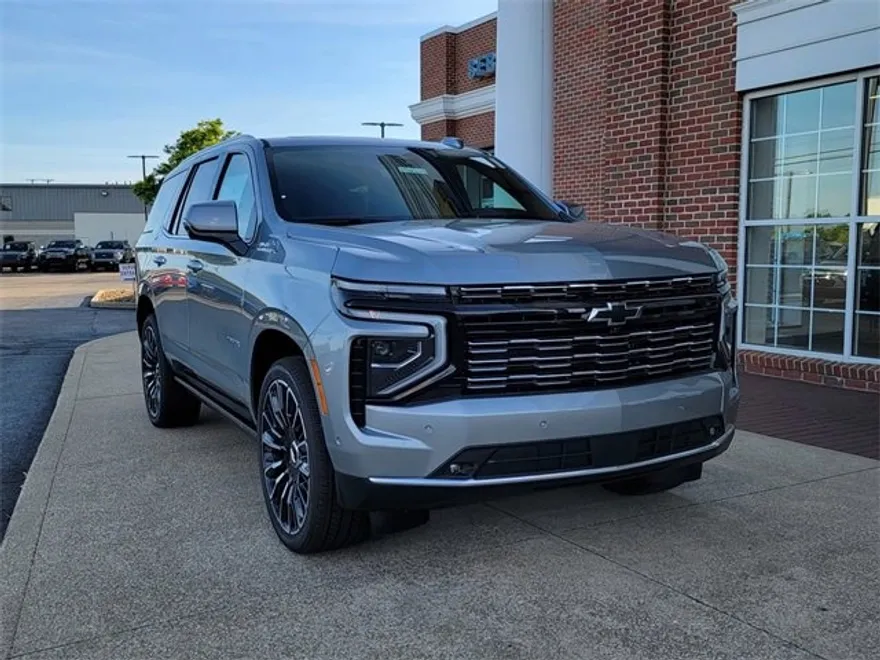 2025 Chevrolet Tahoe High Country photo 1