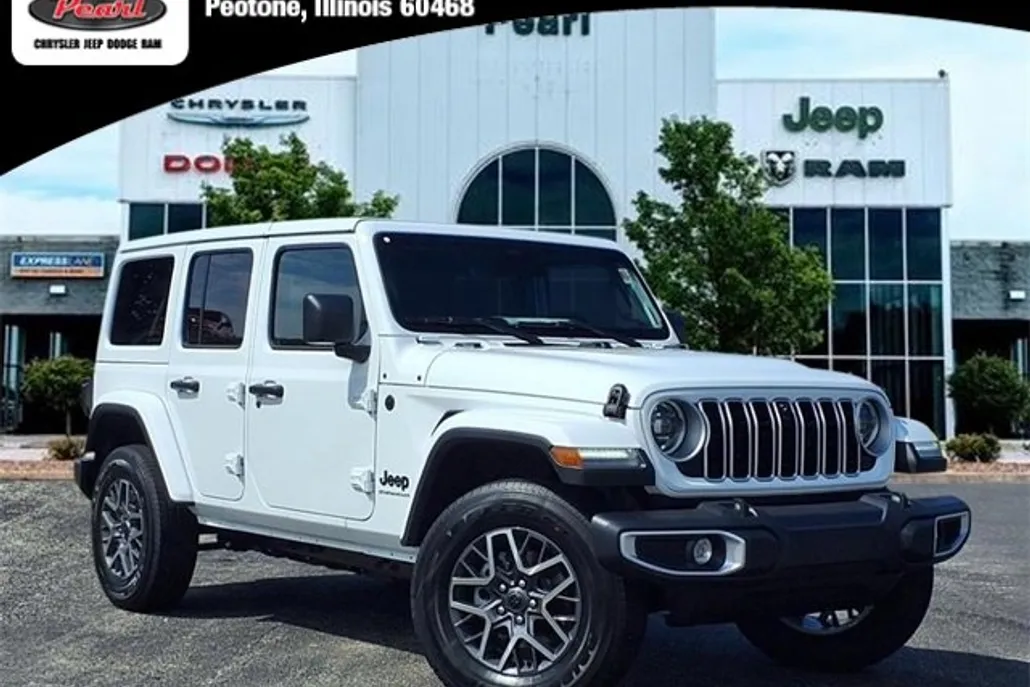 2025 Jeep Wrangler Sahara photo 1