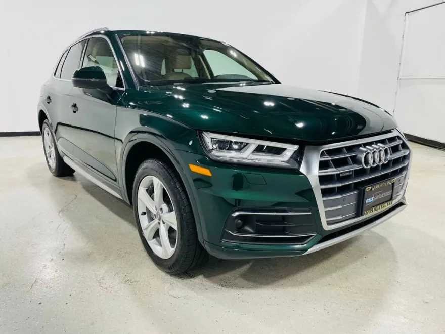 2020 Audi Q5 Premium Plus 45 TFSI S line photo 12