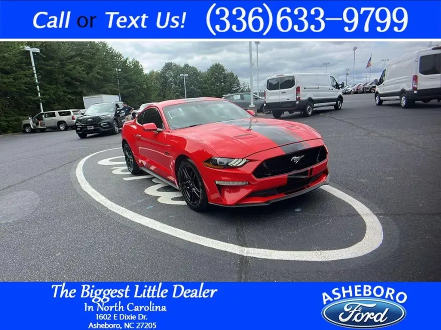 2022 Ford Mustang GT Premium photo 1