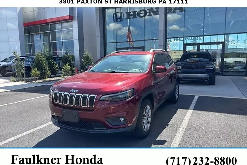 2019 Jeep Cherokee Latitude photo 1