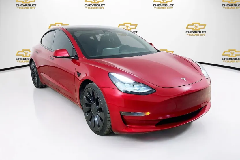 2021 Tesla Model 3 Performance All-Wheel Drive photo 1