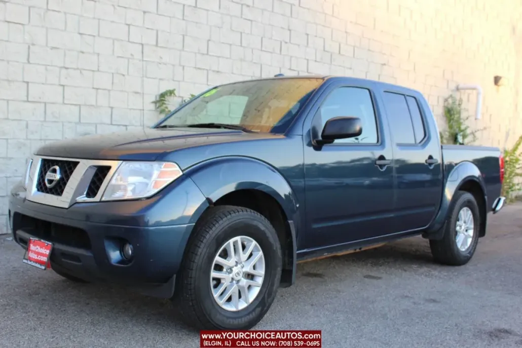2016 Nissan Frontier SV photo 1