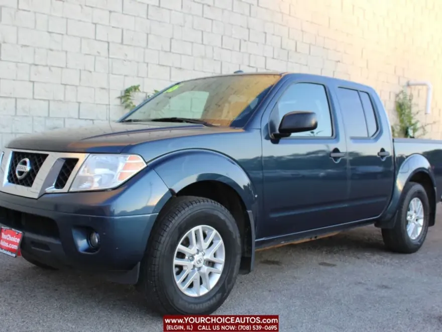2016 Nissan Frontier SV photo 1