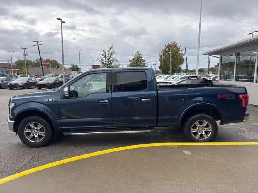 2016 Ford F-150 Lariat photo 1