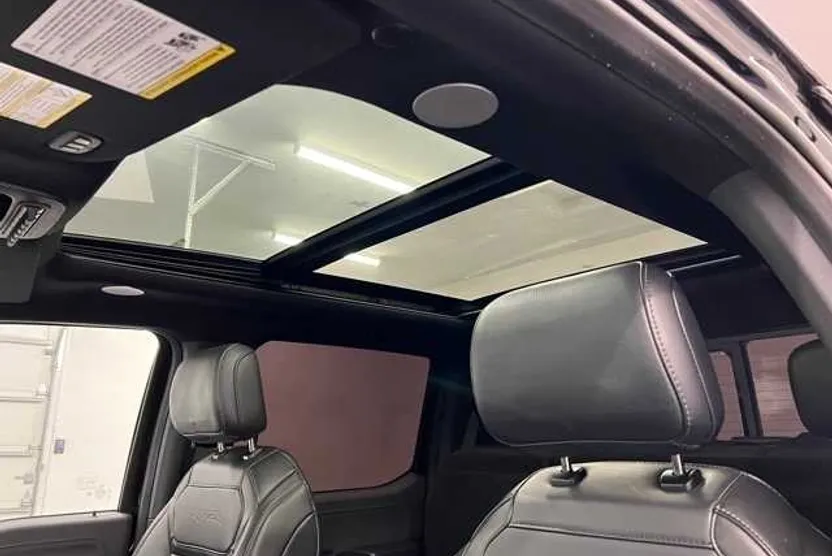 2022 Ford F-150 Raptor photo 1