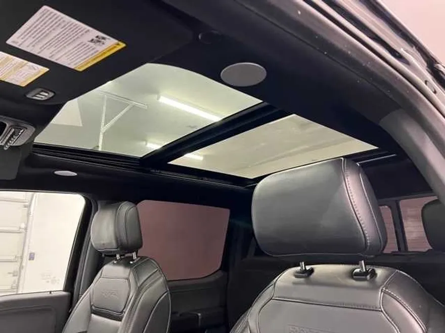 2022 Ford F-150 Raptor photo 1