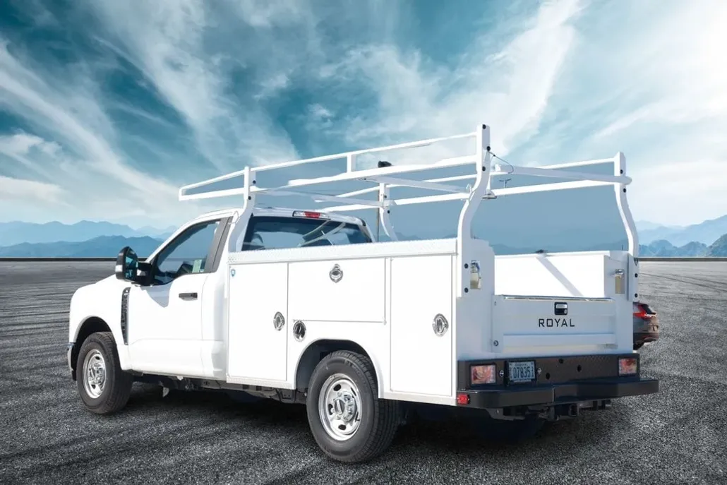 2023 Ford F-250 XL photo 1