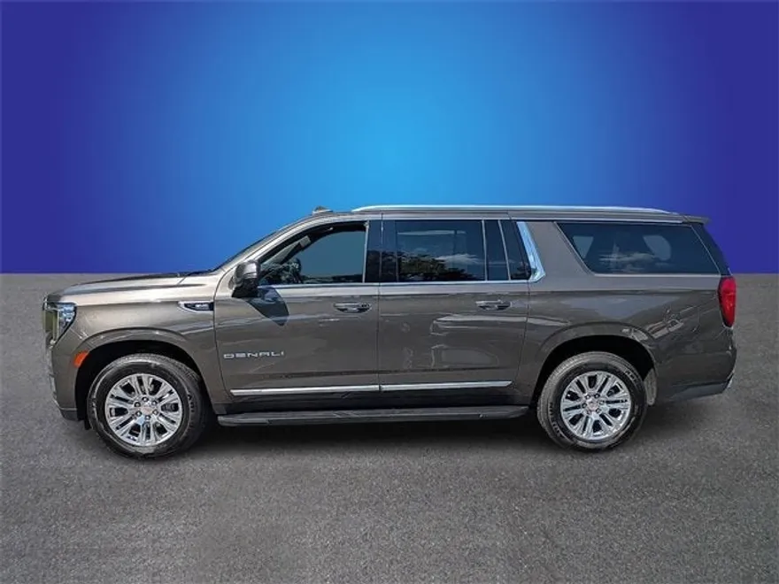 2021 Gmc Yukon XL Denali photo 1