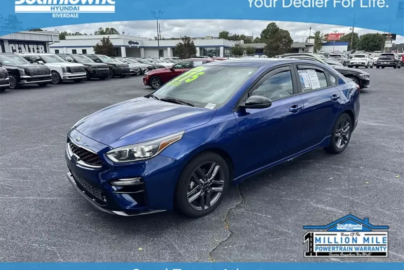 2021 Kia Forte GT-Line photo 1