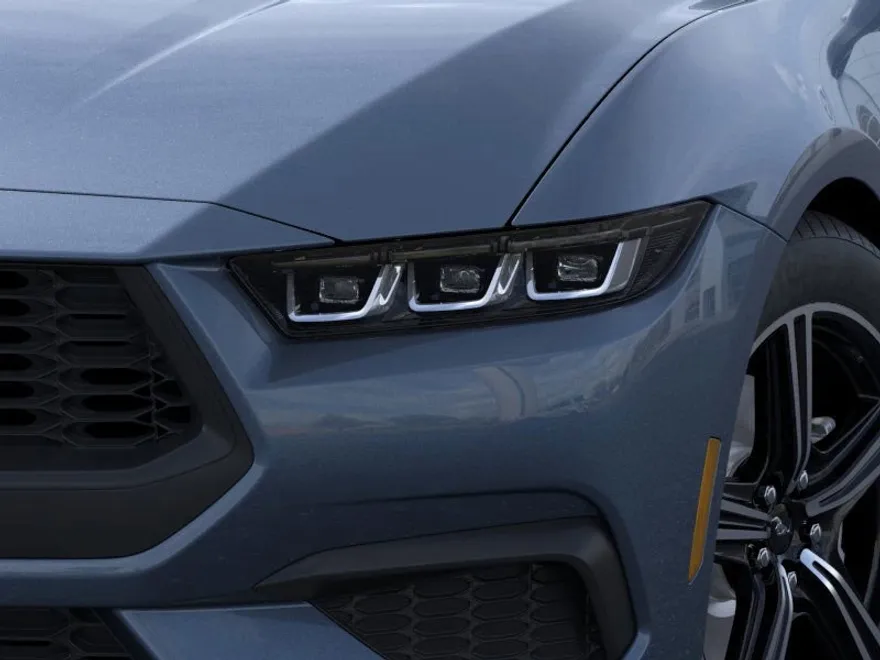 2025 Ford Mustang EcoBoost photo 1