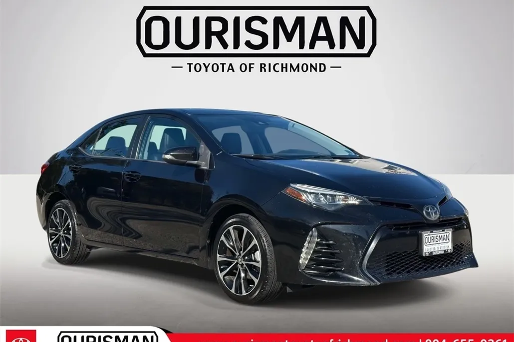 2017 Toyota Corolla SE photo 1