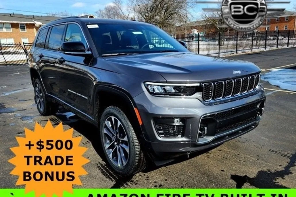 2025 Jeep Grand Cherokee Overland photo 1