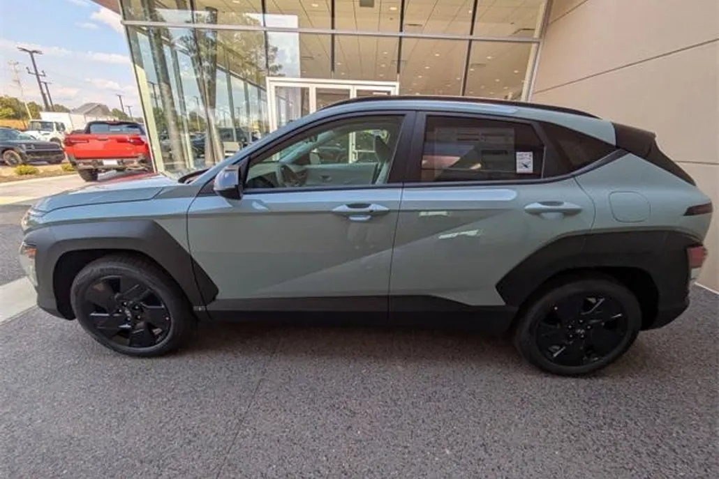 2026 Hyundai Kona SEL photo 1