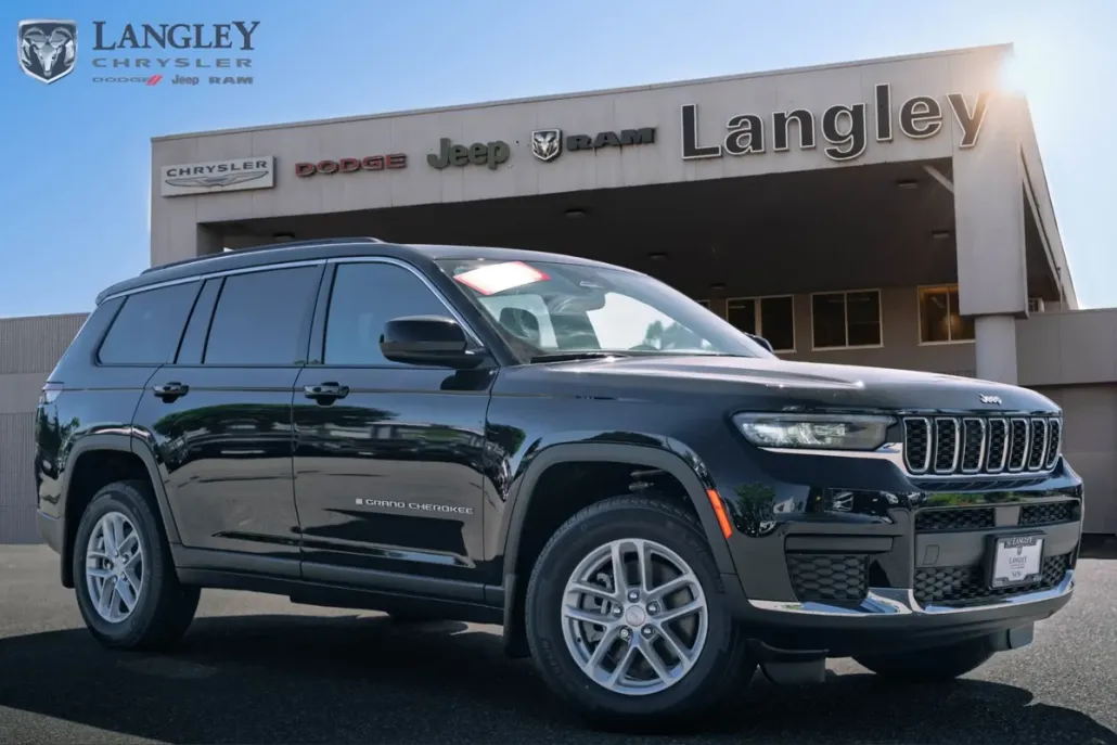 2024 Jeep Grand Cherokee Laredo photo 1