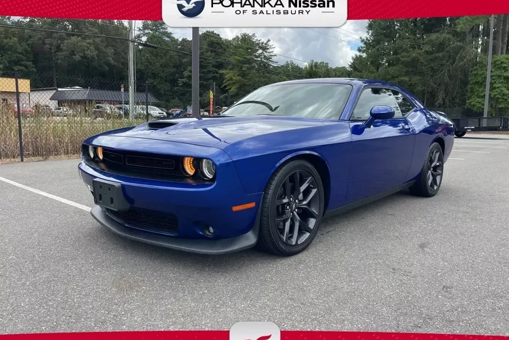 2022 Dodge Challenger GT photo 1