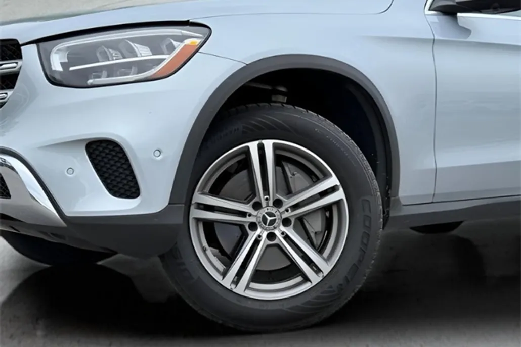 2022 Mercedes Benz GLC 300 4MATIC photo 1