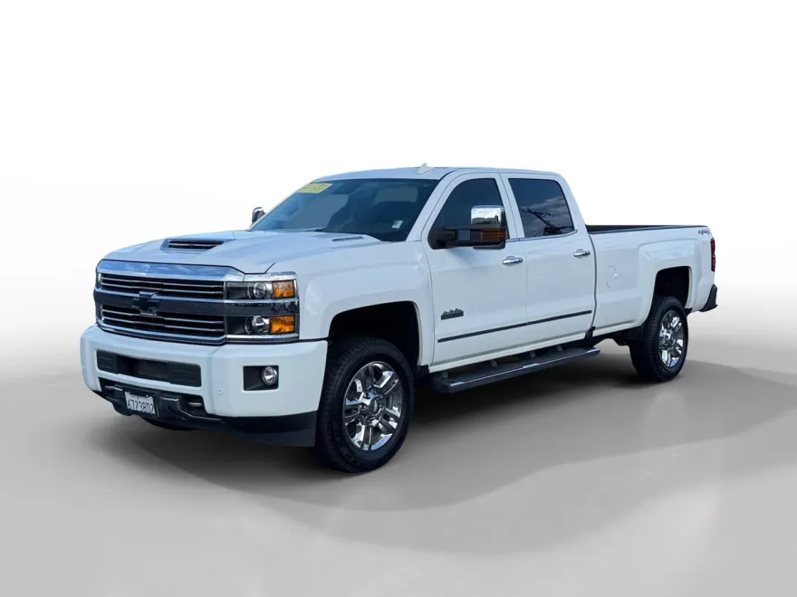 2017 Chevrolet Silverado 2500HD High Country photo 1