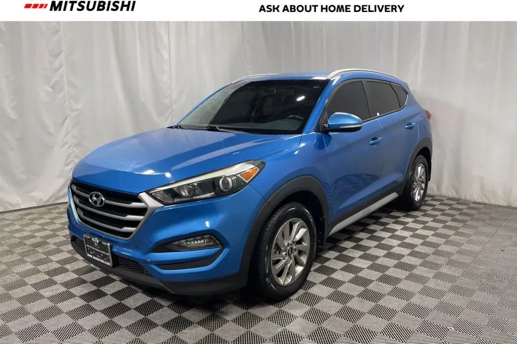 2017 Hyundai Tucson SE Plus photo 1