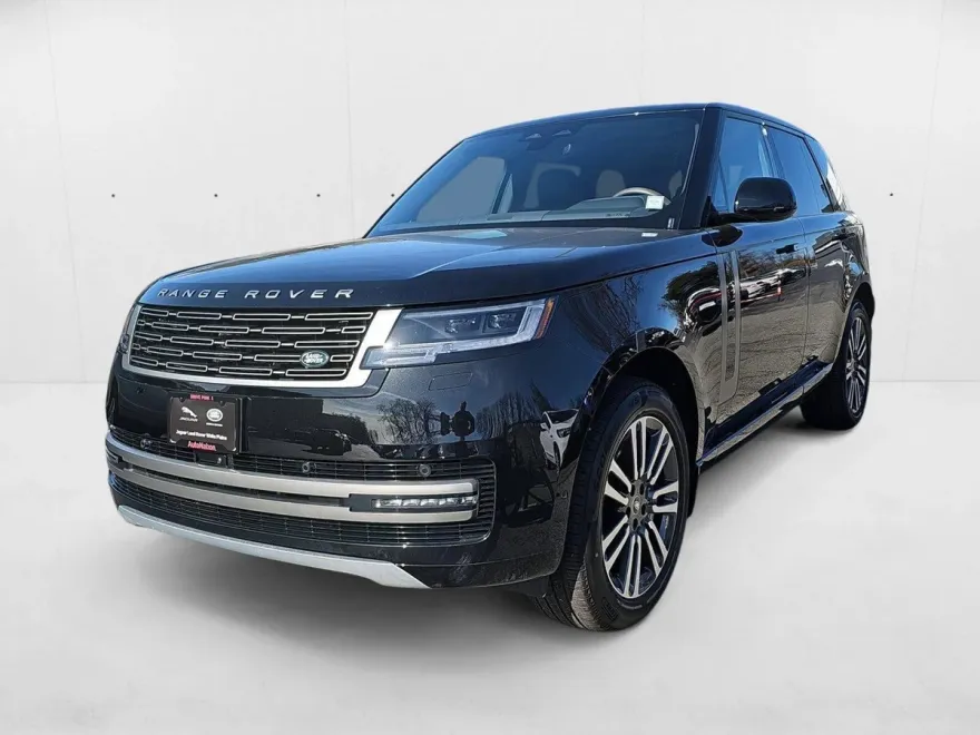 2025 Land Rover Range Rover SE photo 1