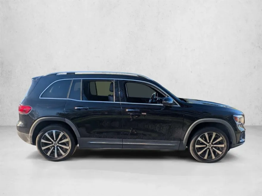 2021 Mercedes Benz GLB 250 photo 1