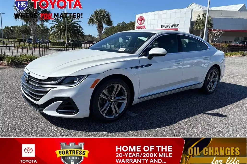 2023 Volkswagen Arteon SE R-Line photo 1