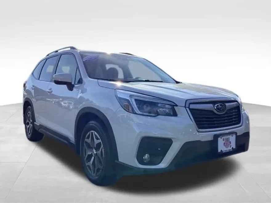 2021 Subaru Forester Premium photo 1