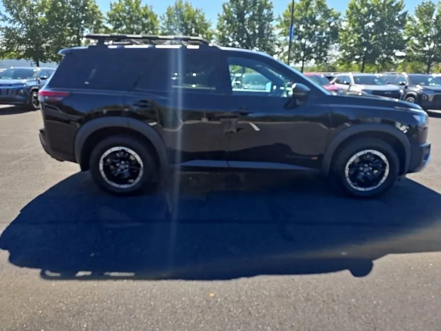 2023 Nissan Pathfinder Rock Creek photo 1