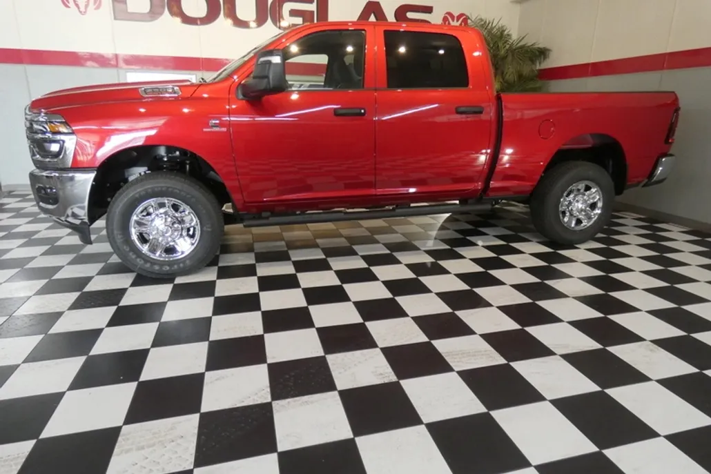 2025 Ram 2500 Tradesman photo 1
