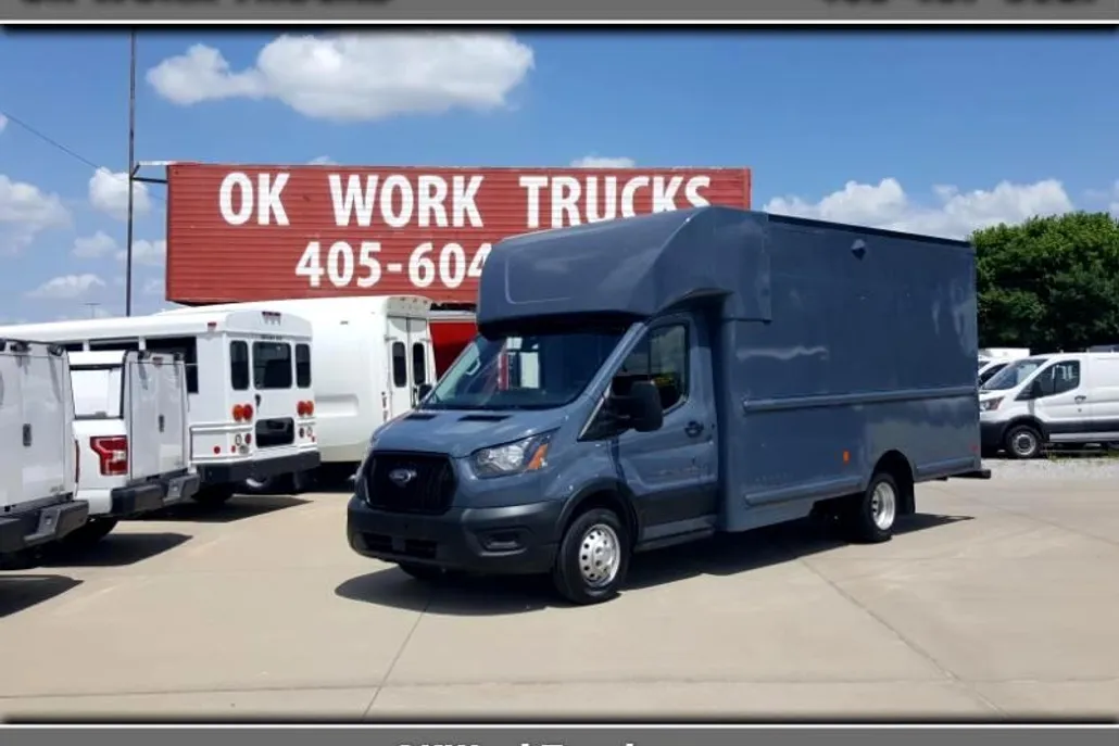 2021 Ford Transit photo 1