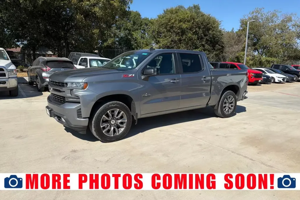2021 Chevrolet Silverado 1500 RST photo 1