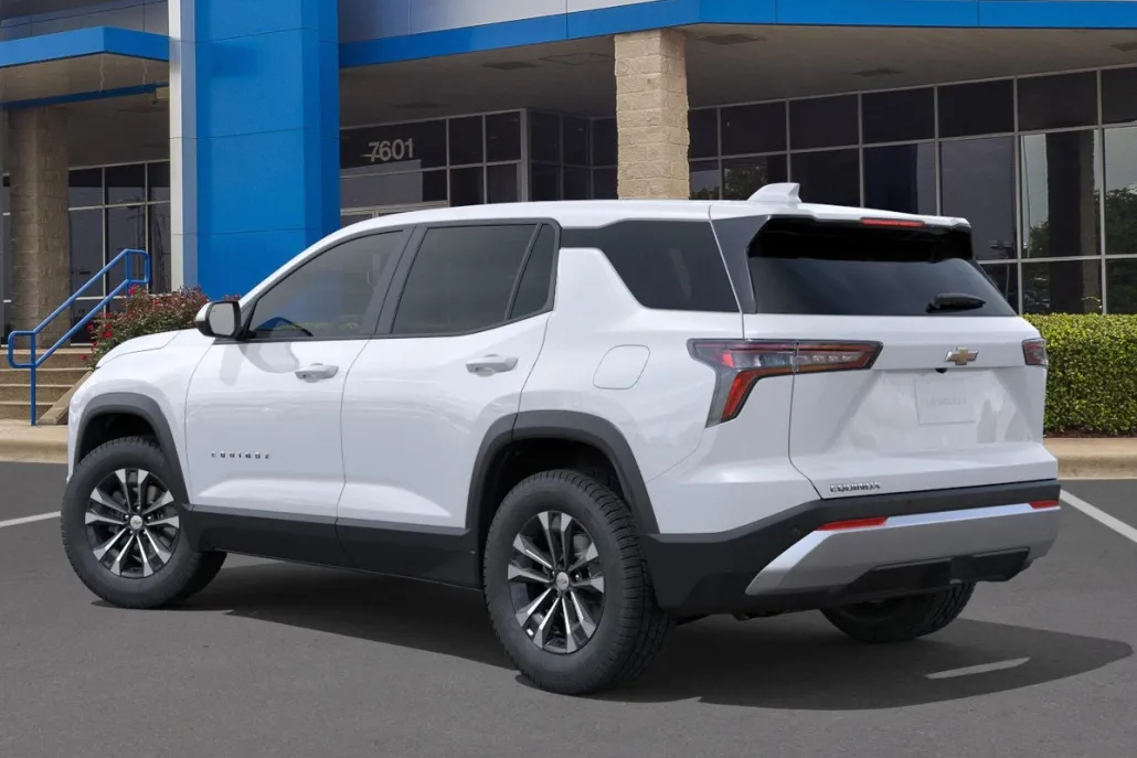 2026 Chevrolet Equinox LT photo 1