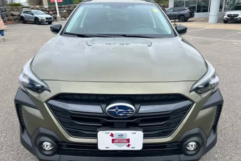 2025 Subaru Outback Premium photo 2