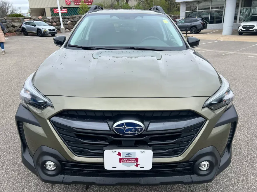 2025 Subaru Outback Premium photo 2