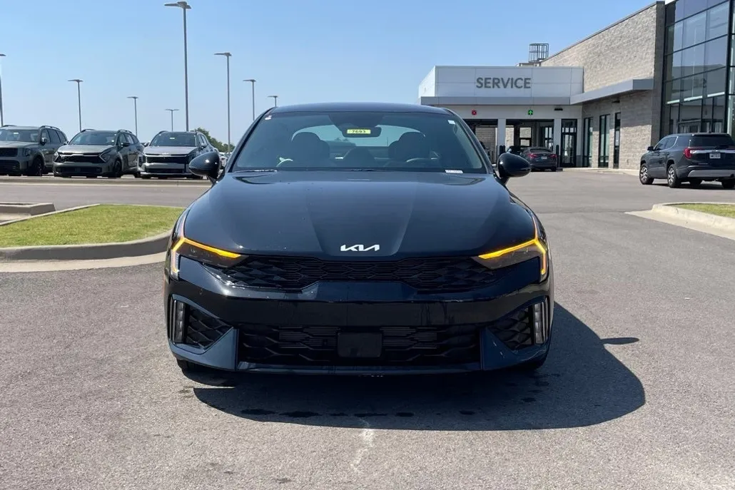 2026 Kia K5 GT-Line photo 1