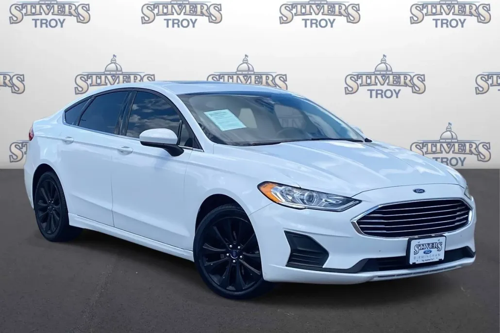 2019 Ford Fusion SE photo 1