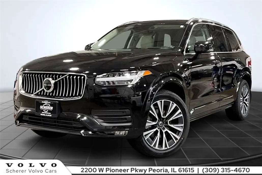 2022 Volvo XC90 T5 Momentum photo 1