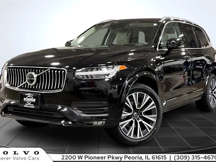 2022 Volvo XC90 T5 Momentum photo 1