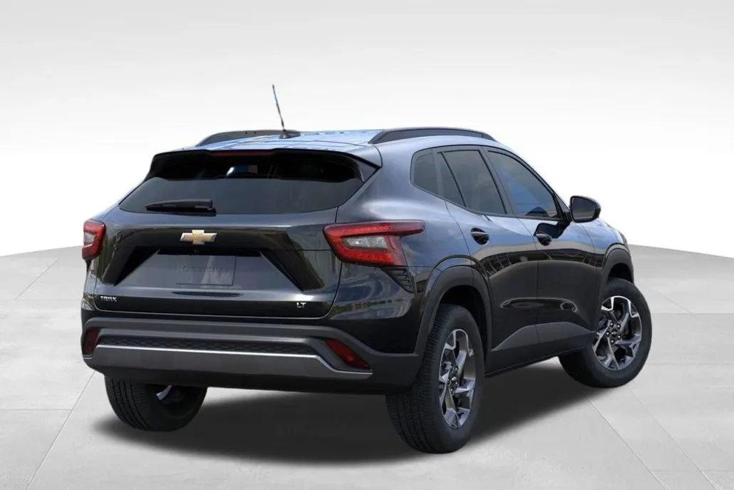 2026 Chevrolet Trax photo 1