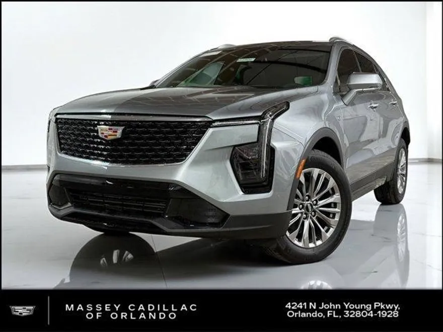 2025 Cadillac XT4 Premium Luxury photo 1