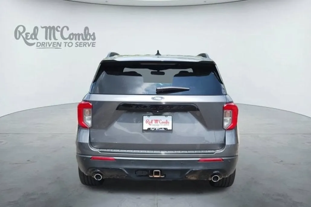 2023 Ford Explorer ST-Line photo 1